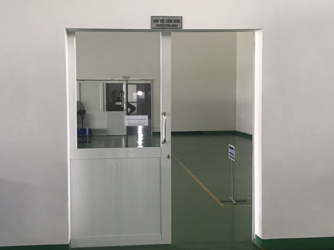 Inspection room